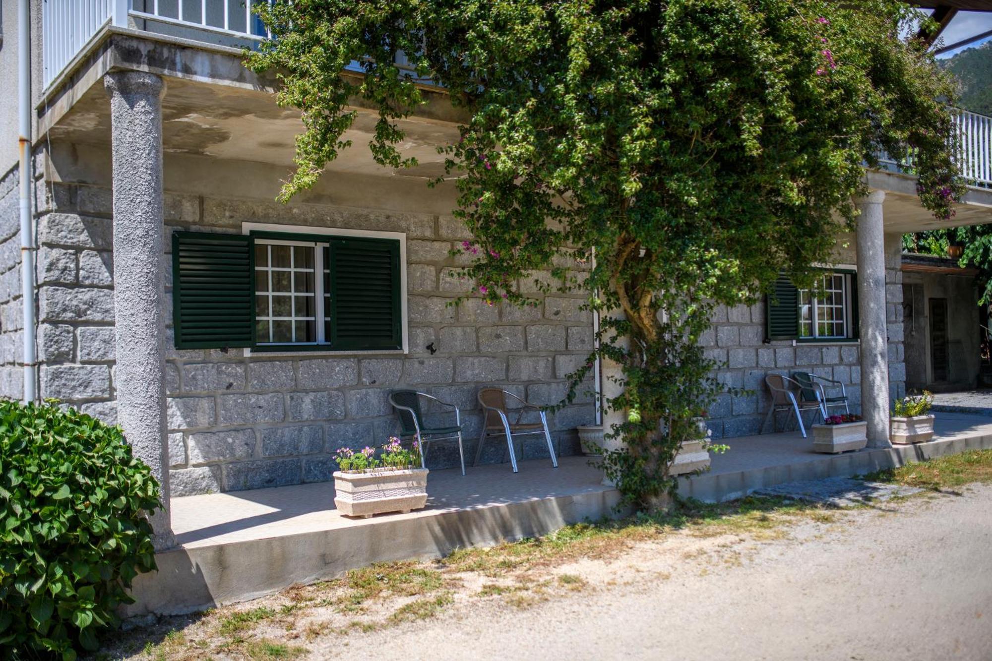Villa Afonso'S House Geres I Braga Esterno foto
